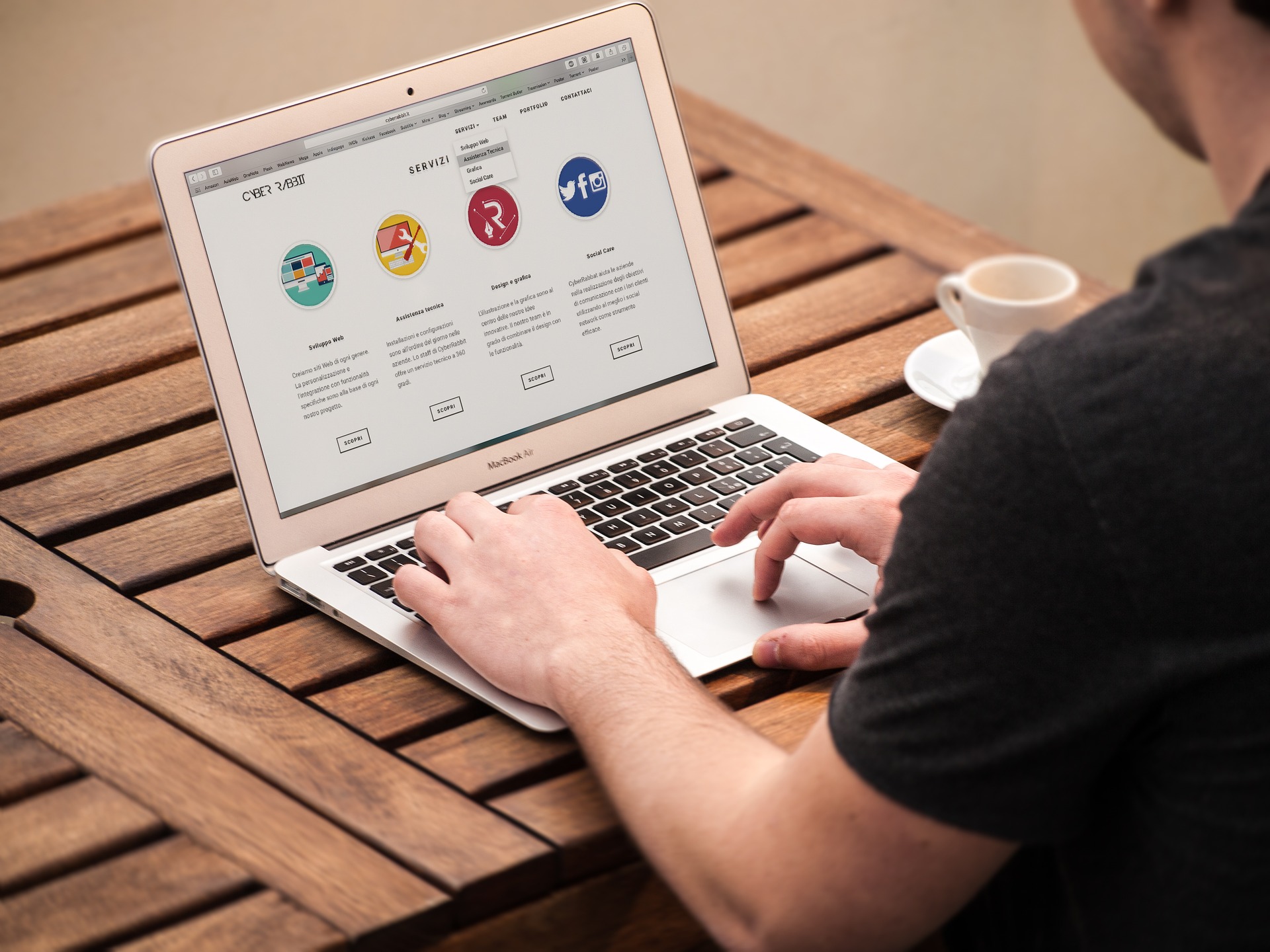 Common Web Design Mistakes